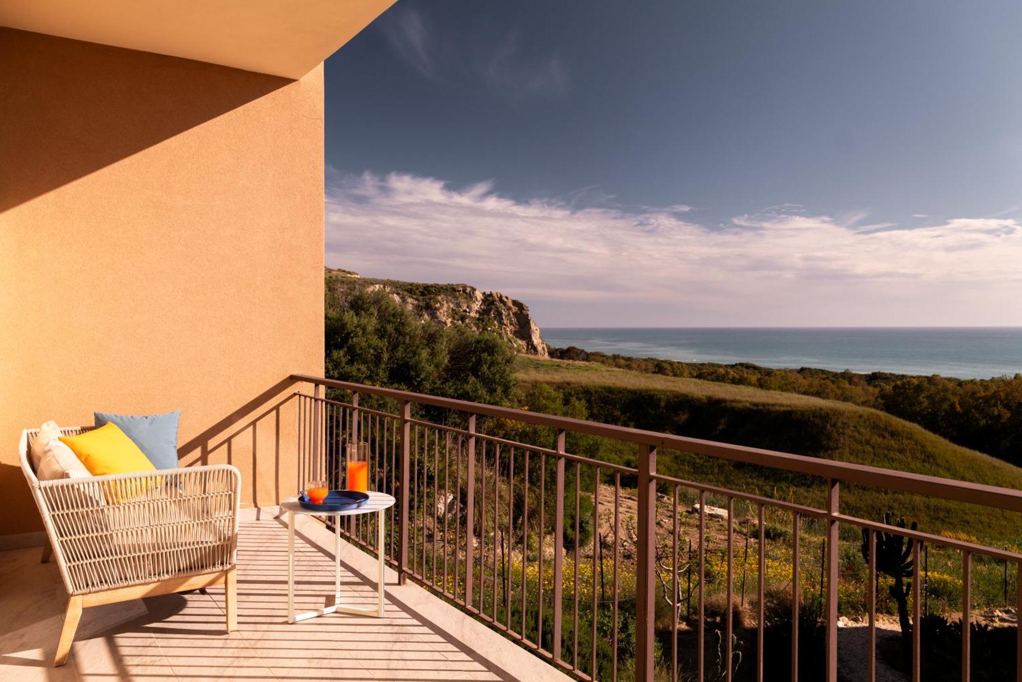 Resort Luna Minoica And 3*